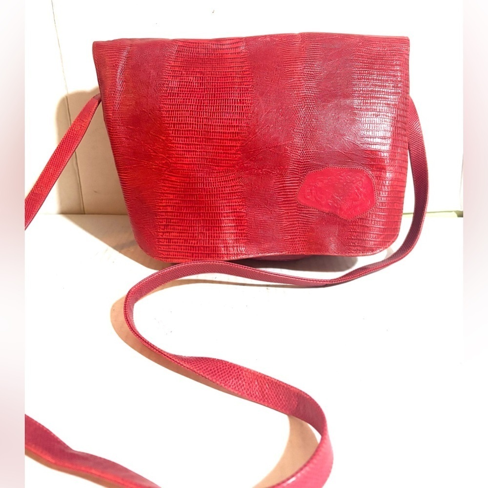 Carlos falchi redElegant Red Leather crossbody Bag